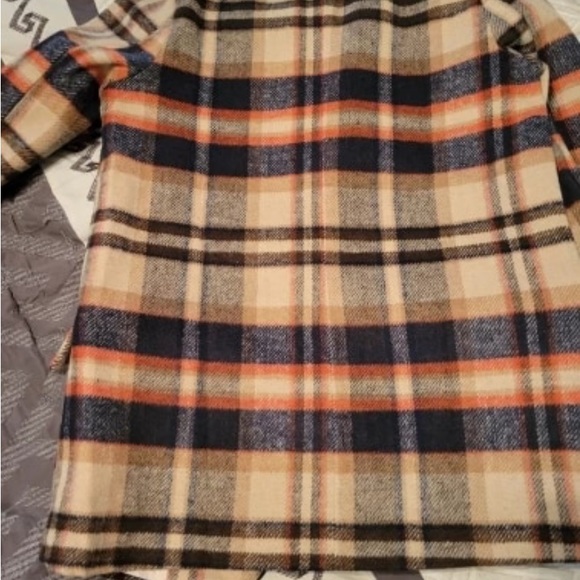 Plaid Woolen Blazers - Picture 6 of 7